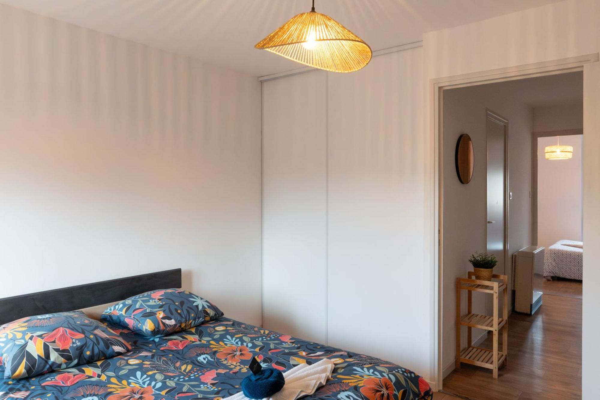Au Bercail Maconnais - Hypercentre - Proche Gare - Confort - 8 Personnes Macon