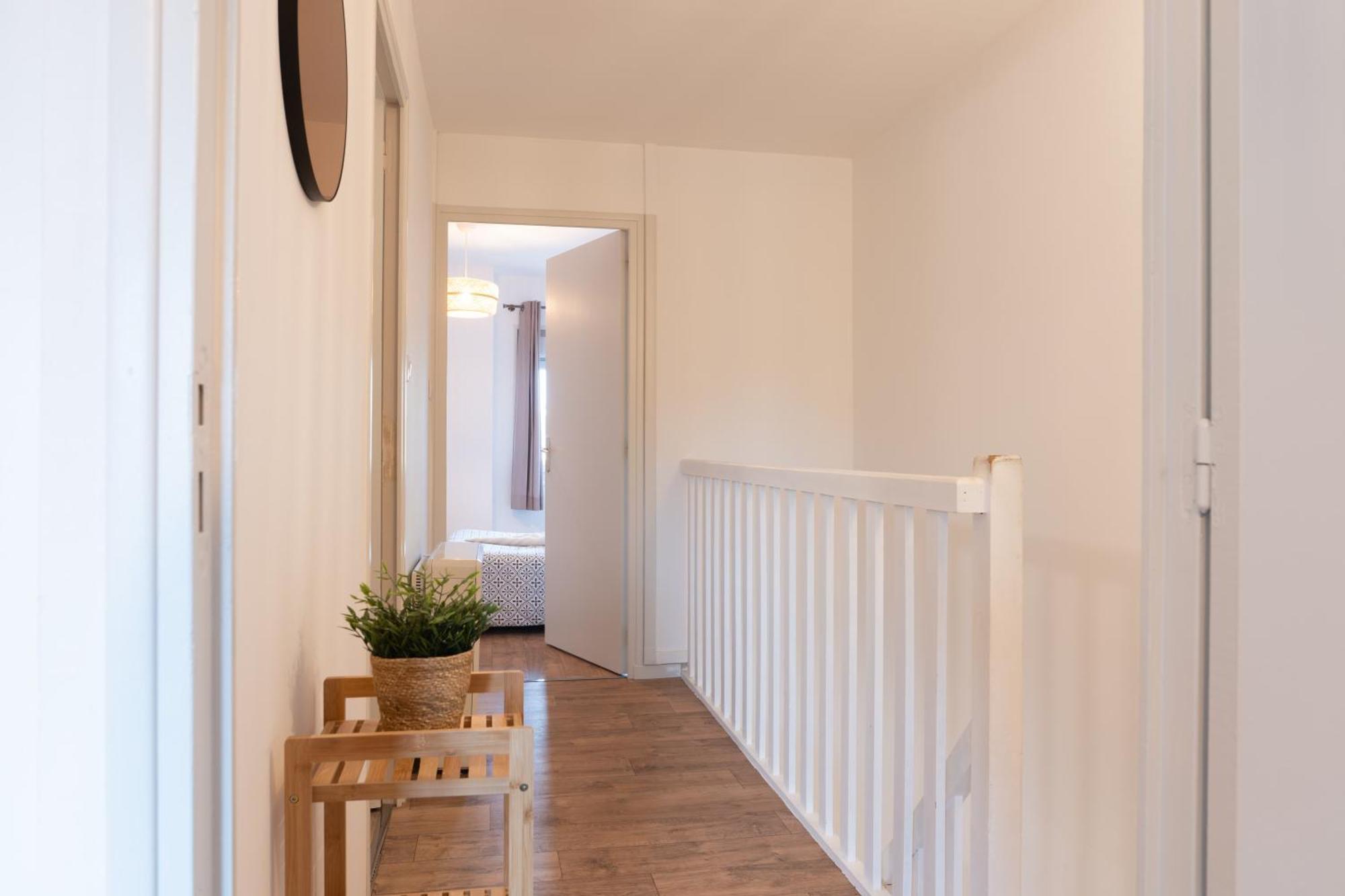 Au Bercail Maconnais - Hypercentre - Proche Gare - Confort - 8 Personnes Apartment